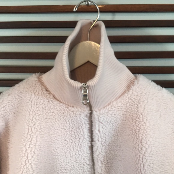 Lovers + Friends Sherpa top - Picture 5 of 8